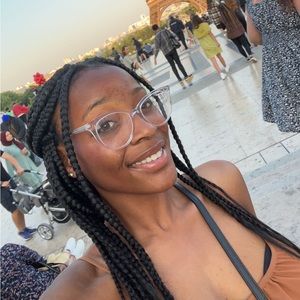 Meet your Posher, Diamond